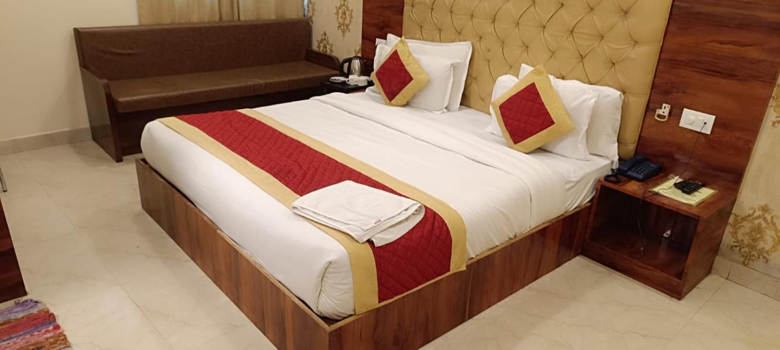 A One Hotels By Ventus Hotels & Resorts- Delhi Airport New Delhi Bagian luar foto
