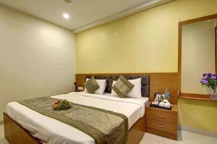 A One Hotels By Ventus Hotels & Resorts- Delhi Airport New Delhi Bagian luar foto